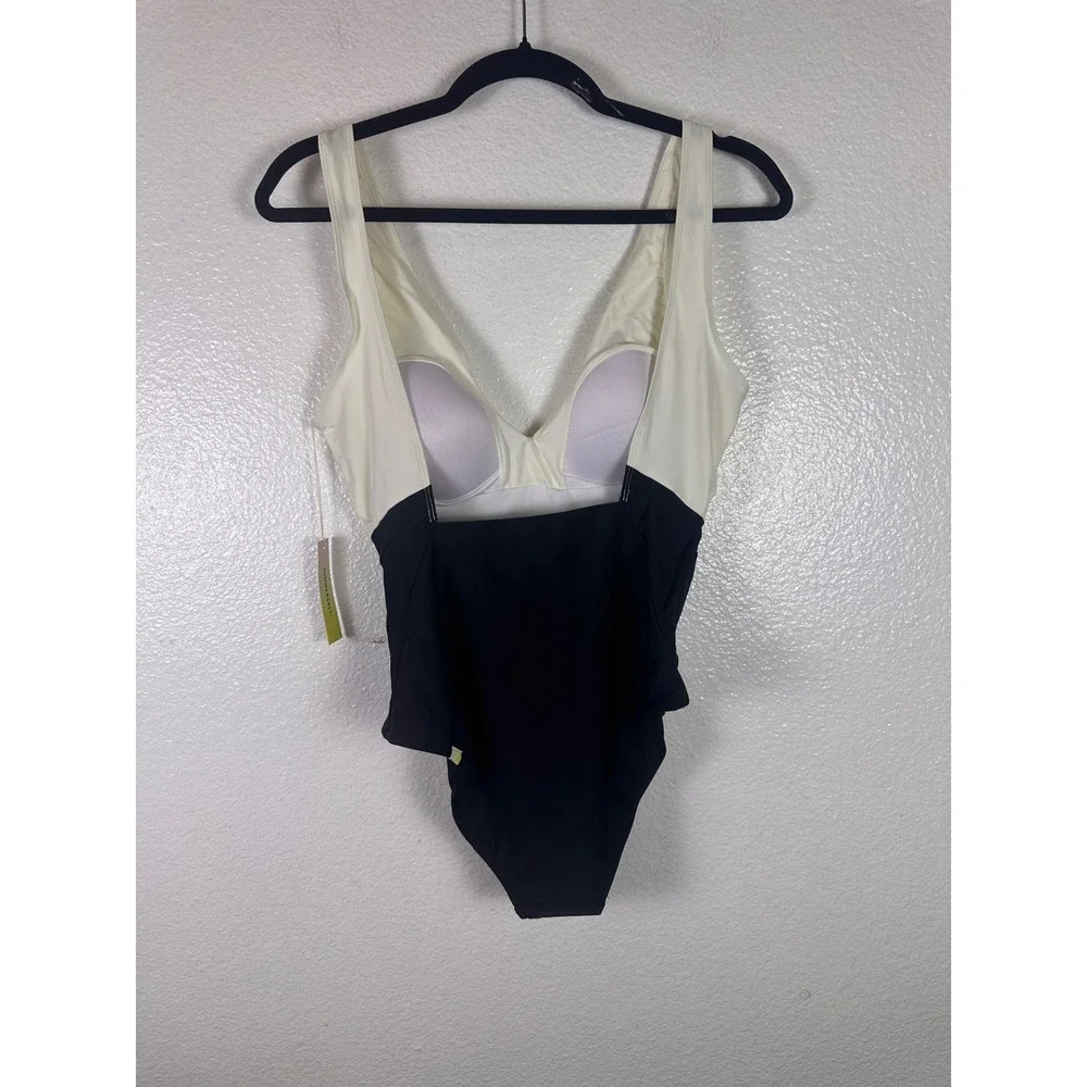 Summersalt The Tie Backflip One Piece Swimsuit Black Ivory Colorblock Size 8 NEW